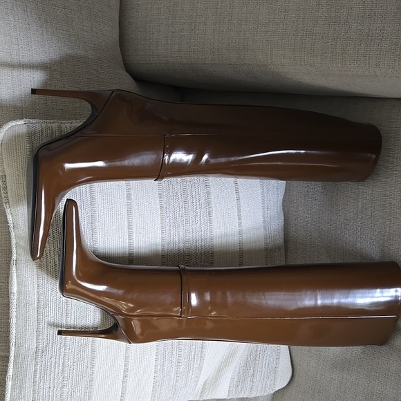 SAINT LAURENT BOOTS - Picture 11 of 15